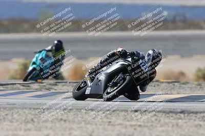 media/Oct-05-2025-CVMA (Sun) [[beeef4f201]]/Race 2-Supersport Middleweight/